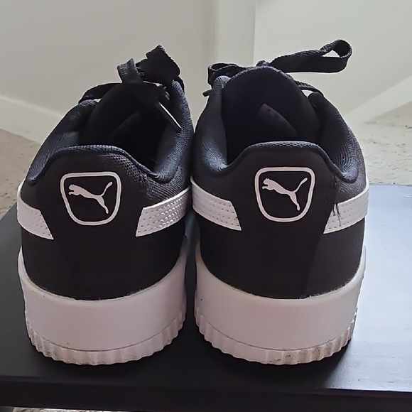 Puma Black Sneakers with White Soles - Picture 6 of 8
